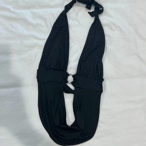 I.AM.GIA BLACK GOING OUT TOP